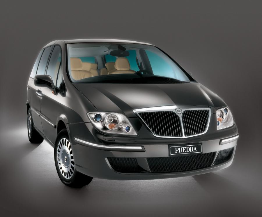 Lancia Phedra 2002 года  (фото 12 из 123)